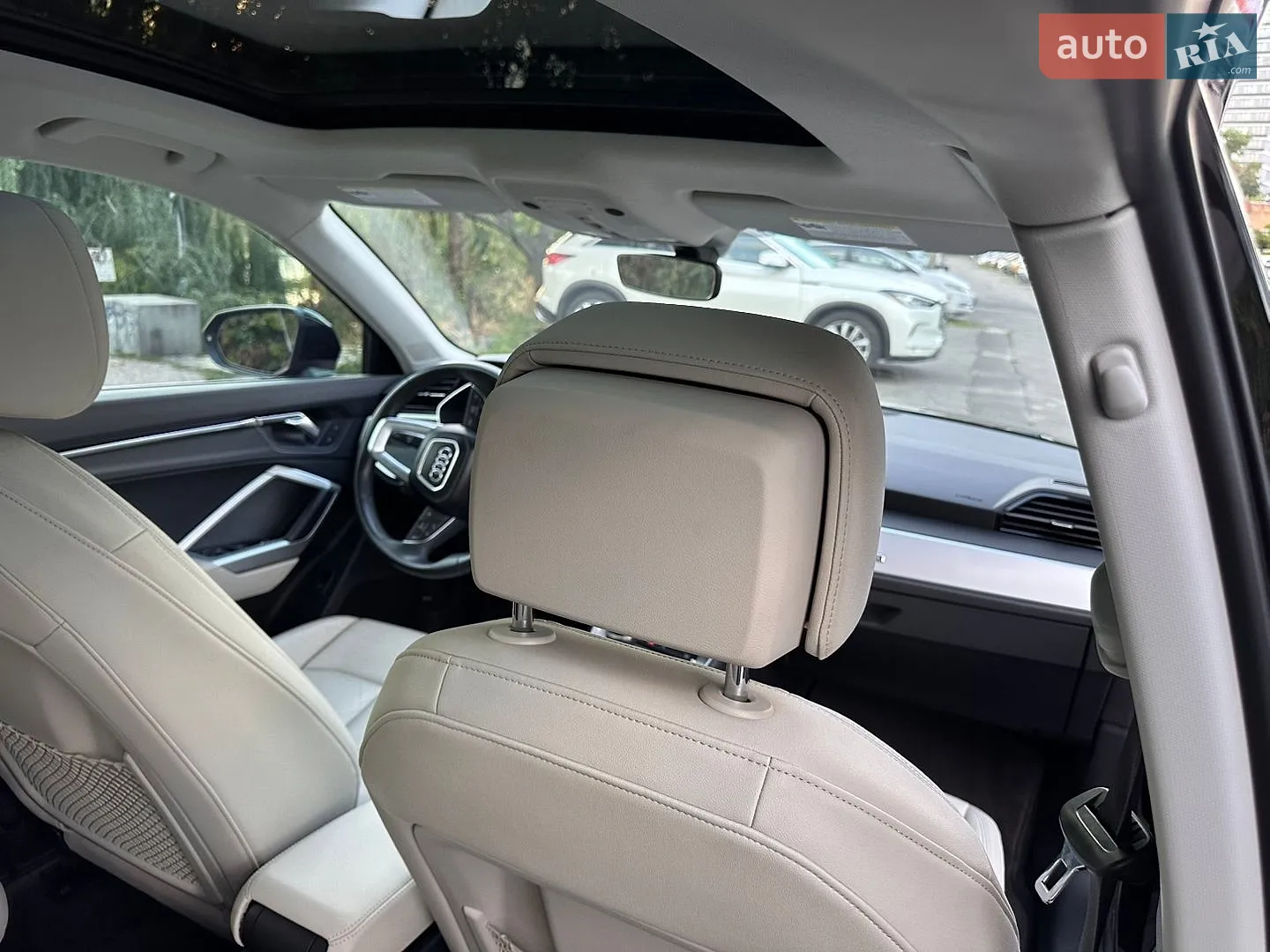2019 Audi Q3 - мініатюра 8