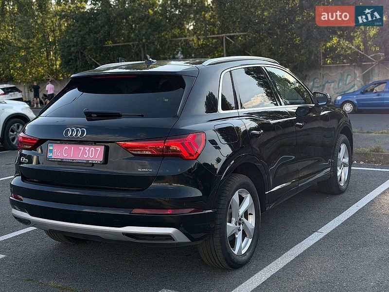 Внедорожник / Кроссовер Audi Q3 2021 в Киеве