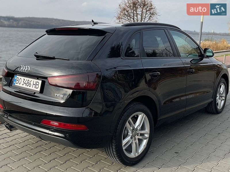 Позашляховик / Кросовер Audi Q3 2017 в Тернополі