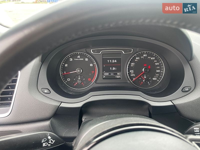 Внедорожник / Кроссовер Audi Q3 2014 в Дубно фото 10 Внедорожник / Кроссовер Audi Q3 2014 в Дубно