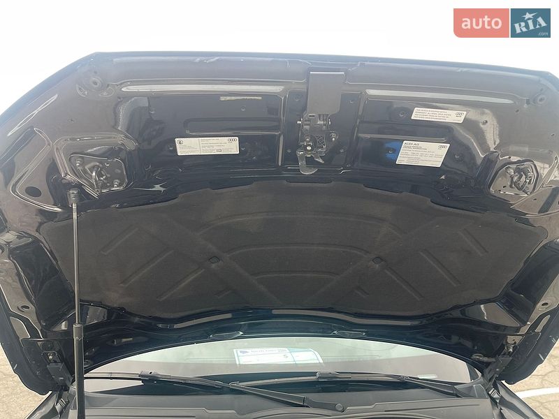 Внедорожник / Кроссовер Audi Q3 2014 в Дубно фото 13 Внедорожник / Кроссовер Audi Q3 2014 в Дубно