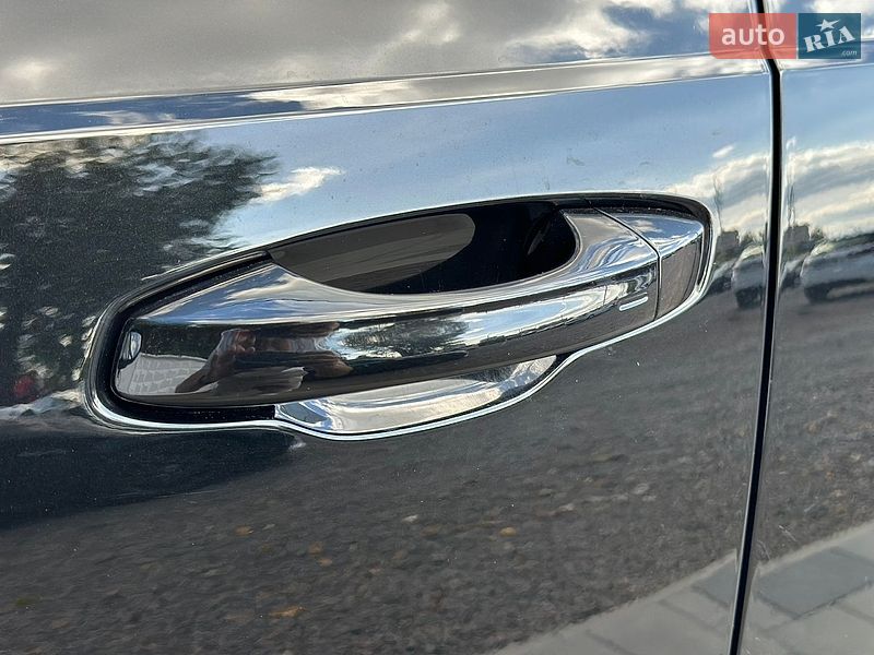 Внедорожник / Кроссовер Audi Q3 2024 в Киеве