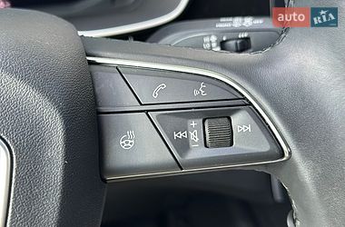 Внедорожник / Кроссовер Audi Q3 2024 в Киеве