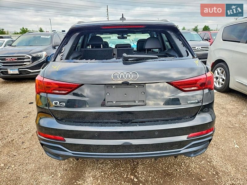 Позашляховик / Кросовер Audi Q3 2020 в Львові
