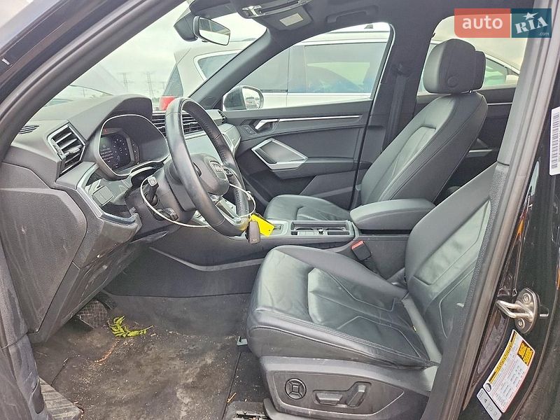 Позашляховик / Кросовер Audi Q3 2020 в Львові