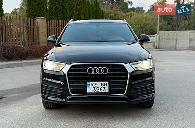 Внедорожник / Кроссовер Audi Q3 2018 в Днепре