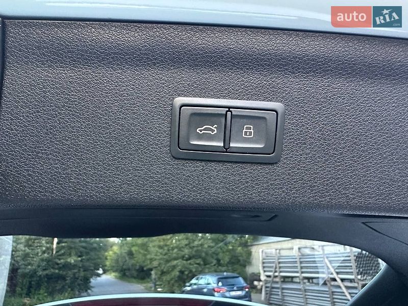 Позашляховик / Кросовер Audi Q3 2018 в Вишневому
