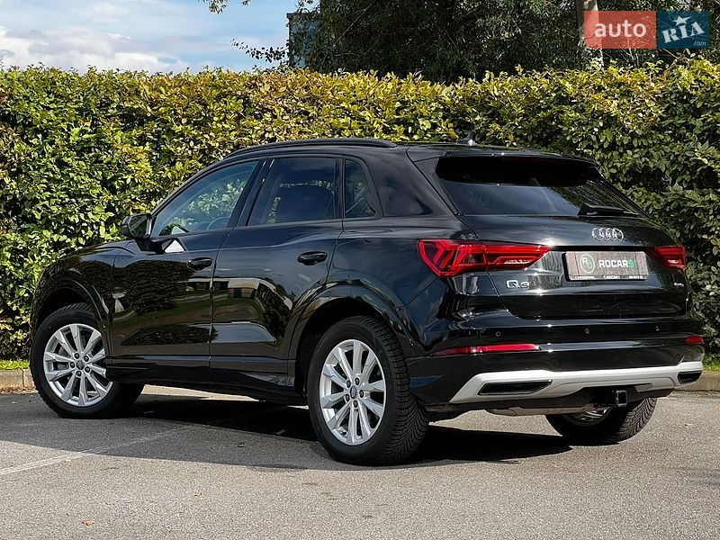 Позашляховик / Кросовер Audi Q3 2022 в Києві