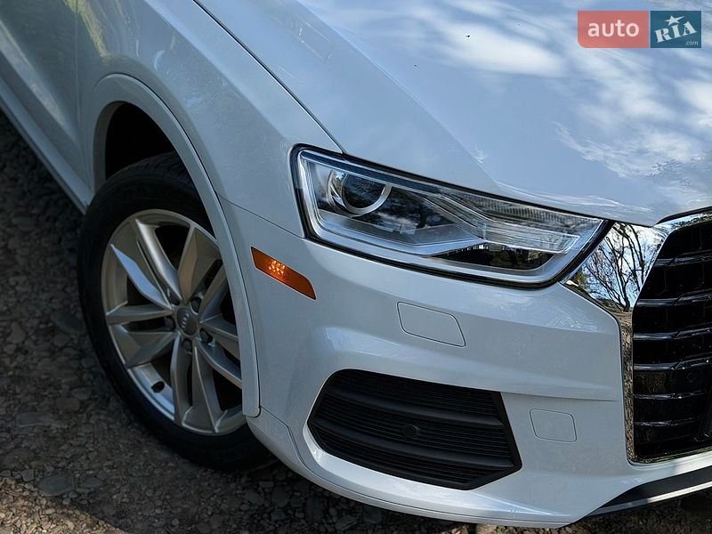 Позашляховик / Кросовер Audi Q3 2016 в Стрию
