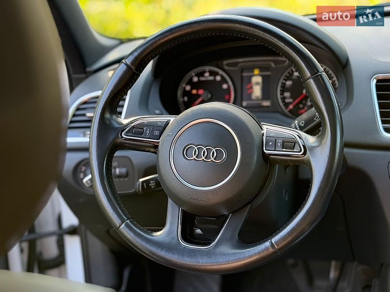 Позашляховик / Кросовер Audi Q3 2016 в Стрию