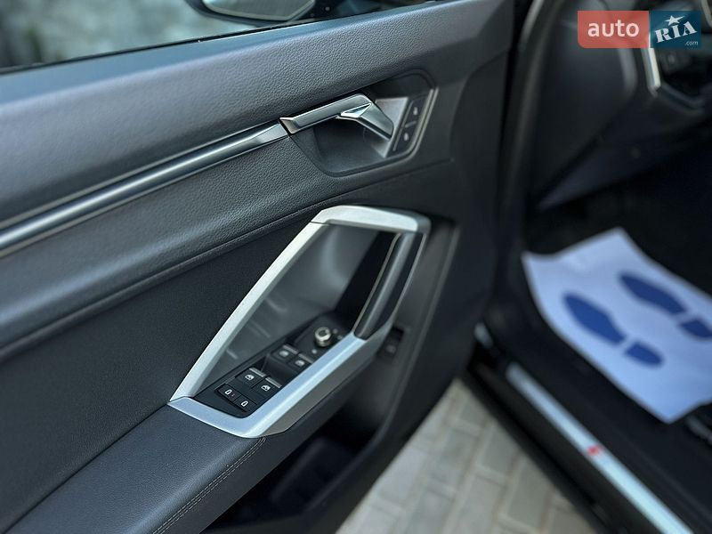 Позашляховик / Кросовер Audi Q3 2019 в Одесі