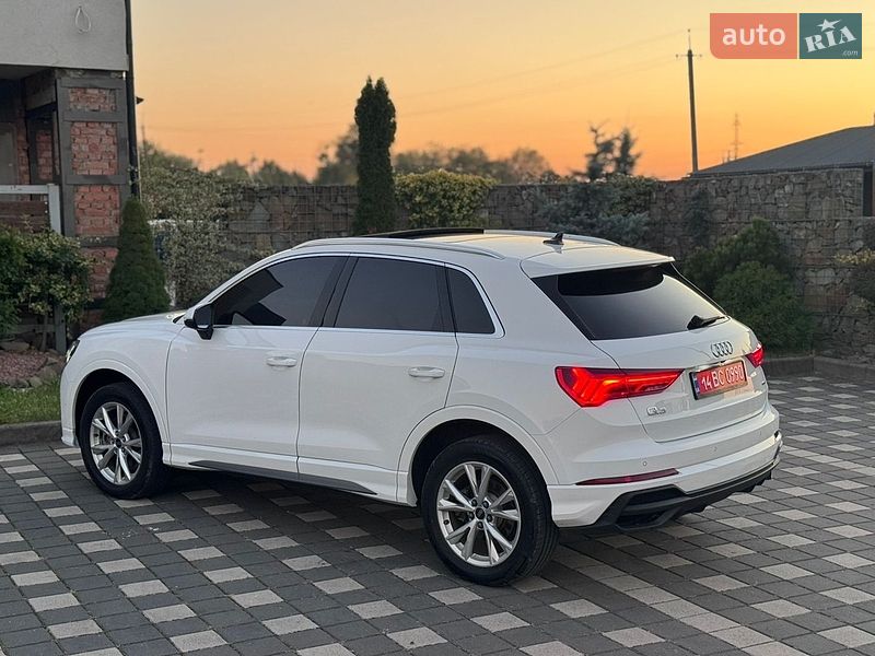 Позашляховик / Кросовер Audi Q3 2023 в Стрию фото 24 Позашляховик / Кросовер Audi Q3 2023 в Стрию