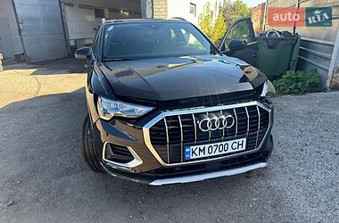 Внедорожник / Кроссовер Audi Q3 2020 в Житомире