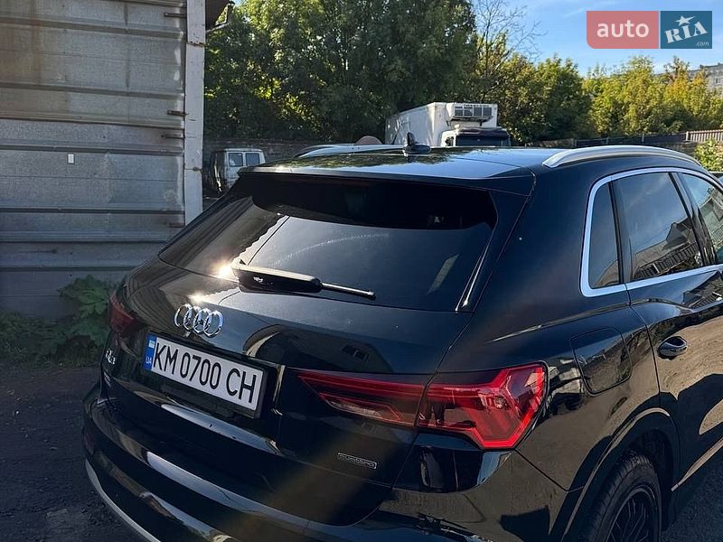 Внедорожник / Кроссовер Audi Q3 2020 в Житомире
