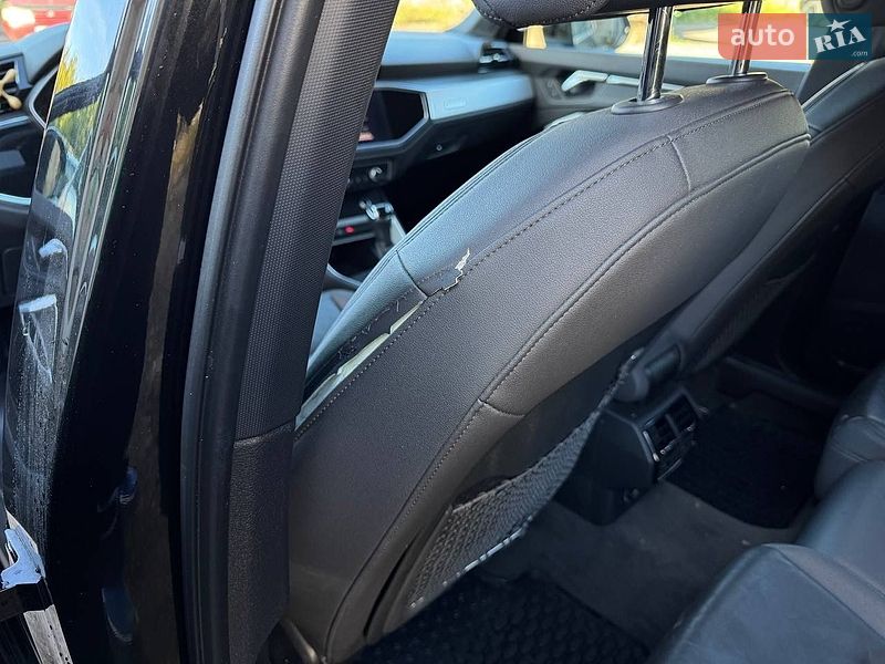 Внедорожник / Кроссовер Audi Q3 2020 в Житомире
