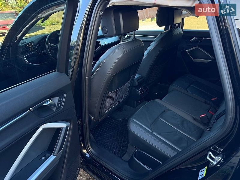 Позашляховик / Кросовер Audi Q3 2020 в Житомирі