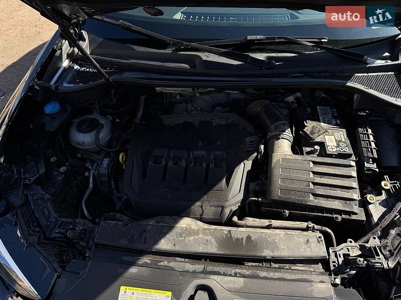 Внедорожник / Кроссовер Audi Q3 2020 в Житомире