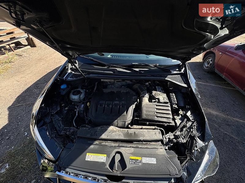 Внедорожник / Кроссовер Audi Q3 2020 в Житомире