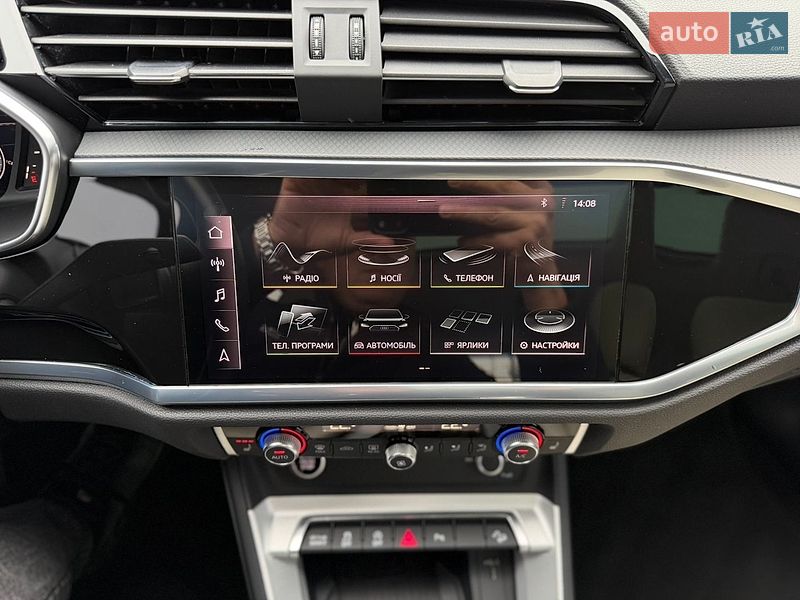 Позашляховик / Кросовер Audi Q3 2021 в Києві