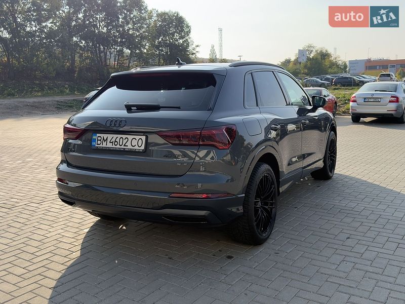 Внедорожник / Кроссовер Audi Q3 2021 в Тернополе