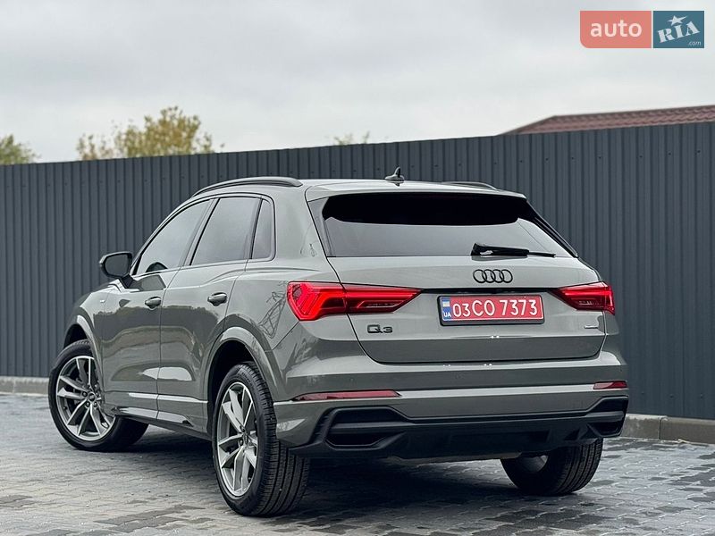 Внедорожник / Кроссовер Audi Q3 2024 в Тернополе