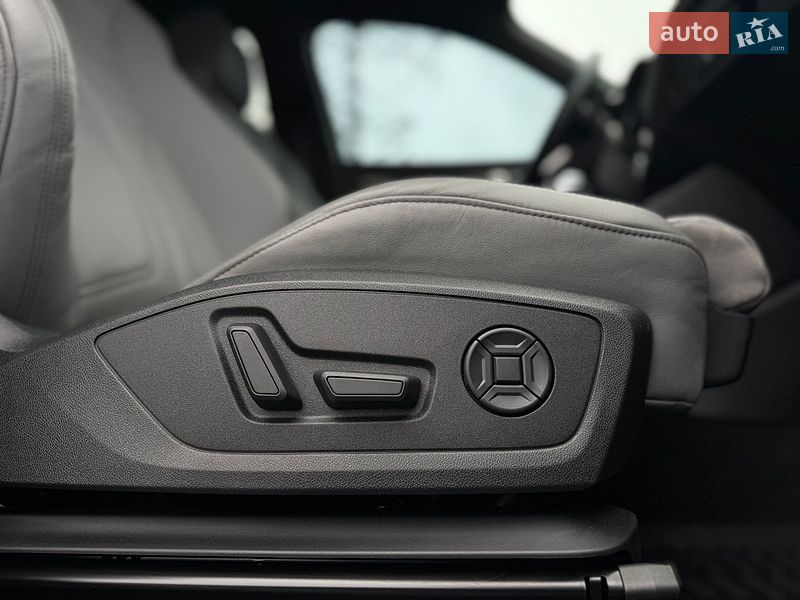Внедорожник / Кроссовер Audi Q3 2024 в Тернополе