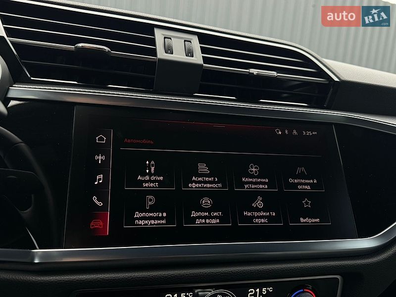 Внедорожник / Кроссовер Audi Q3 2024 в Тернополе