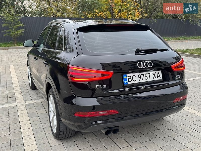 Внедорожник / Кроссовер Audi Q3 2011 в Ивано-Франковске