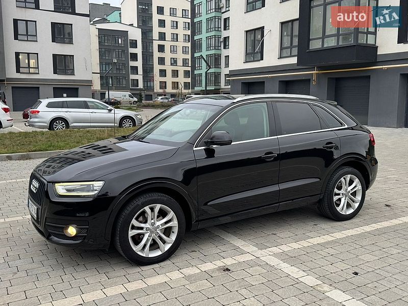 Внедорожник / Кроссовер Audi Q3 2011 в Ивано-Франковске