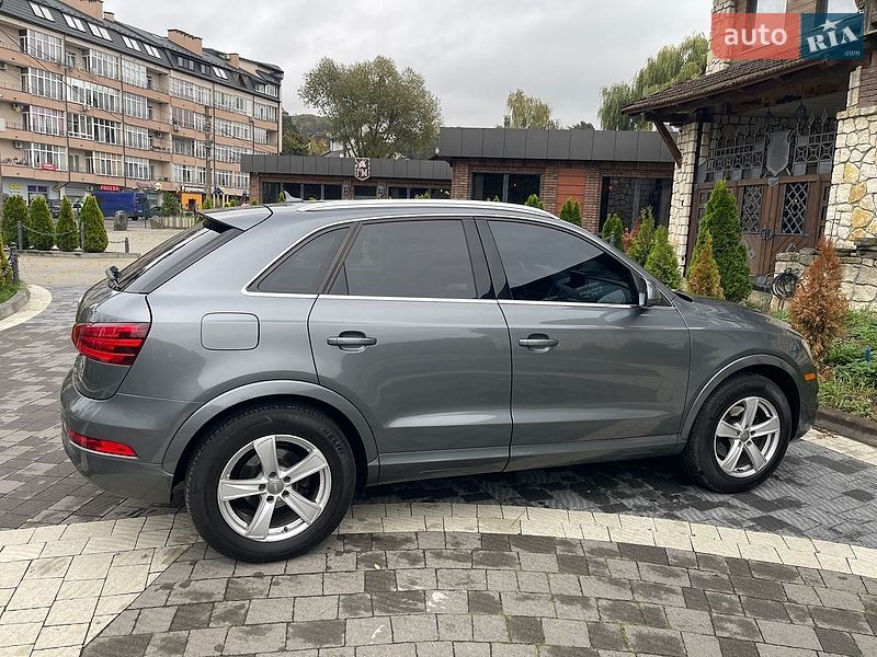 Внедорожник / Кроссовер Audi Q3 2014 в Львове