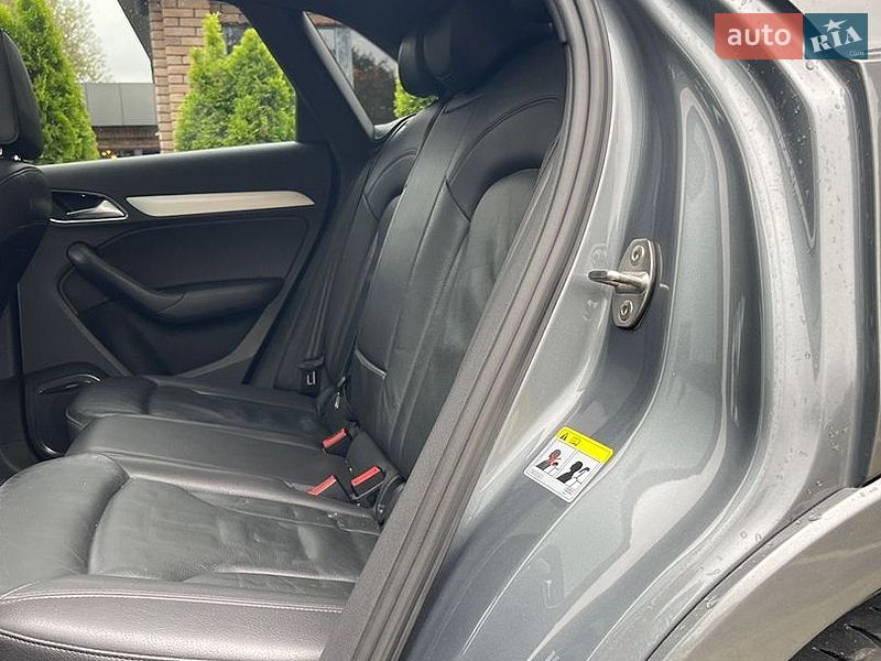 Внедорожник / Кроссовер Audi Q3 2014 в Львове