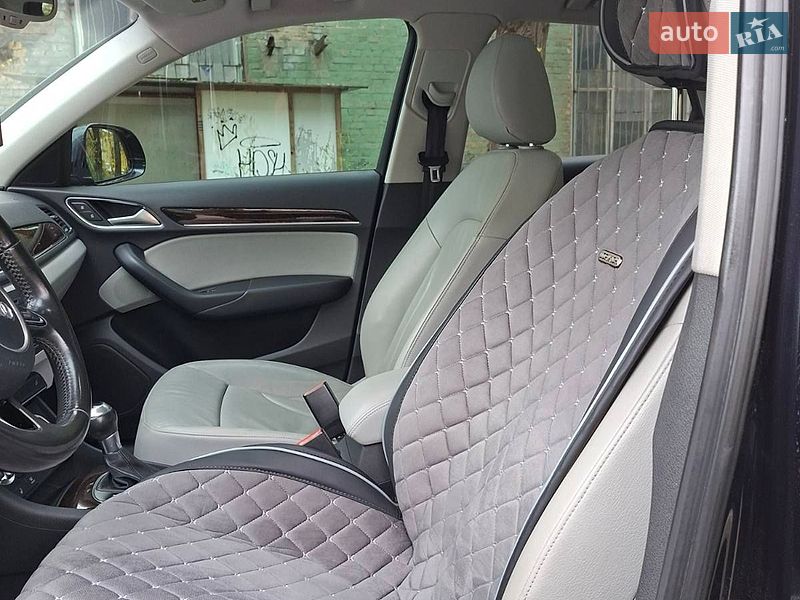 Внедорожник / Кроссовер Audi Q3 2014 в Киеве