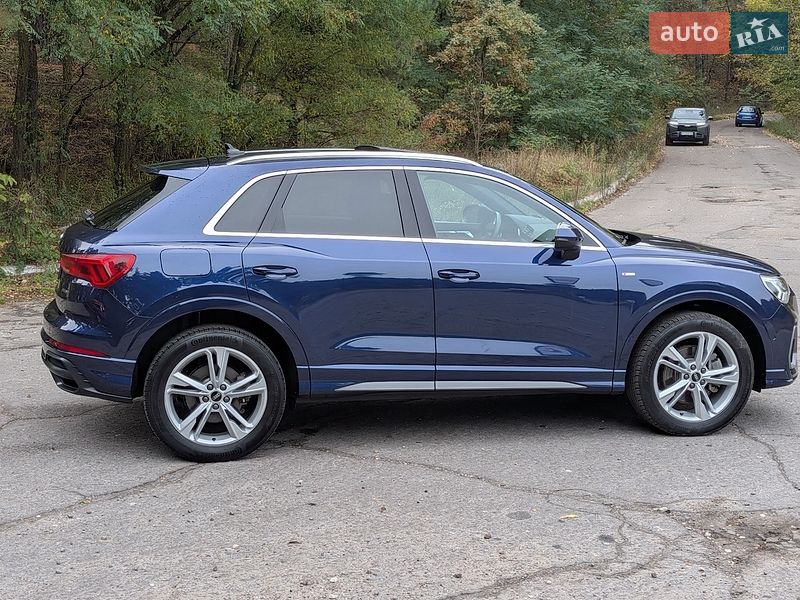 Внедорожник / Кроссовер Audi Q3 2022 в Борисполе