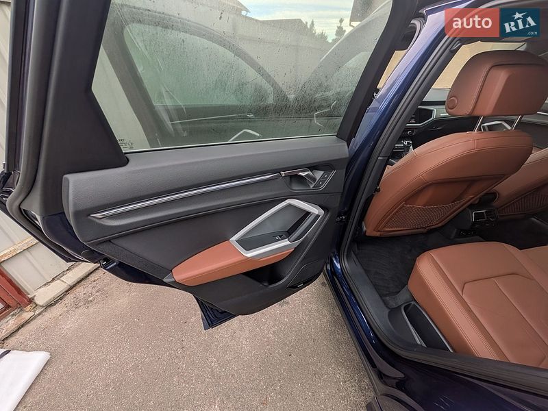 Внедорожник / Кроссовер Audi Q3 2022 в Борисполе