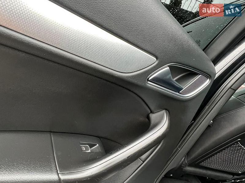 Внедорожник / Кроссовер Audi Q3 2016 в Дрогобыче