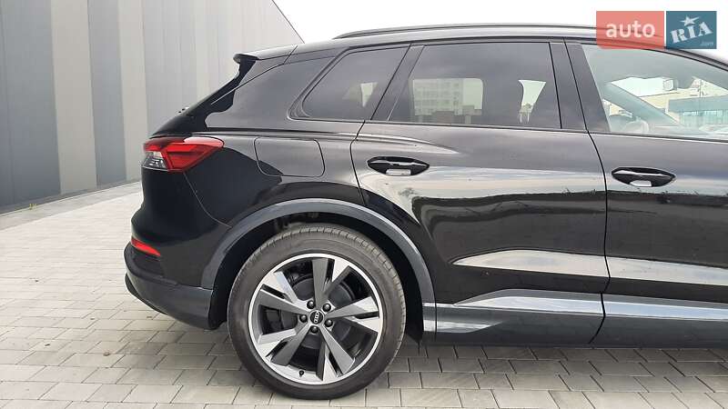 Позашляховик / Кросовер Audi Q4 e-tron 2021 в Хмельницькому