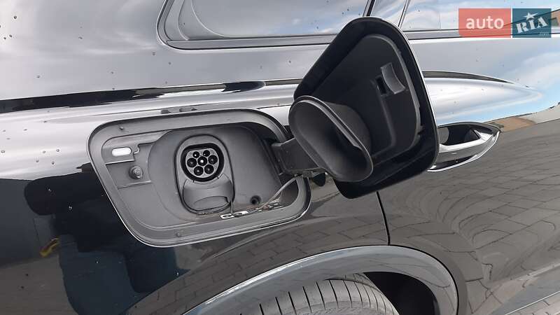 Позашляховик / Кросовер Audi Q4 e-tron 2021 в Хмельницькому