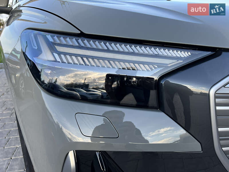 Позашляховик / Кросовер Audi Q4 e-tron 2023 в Івано-Франківську