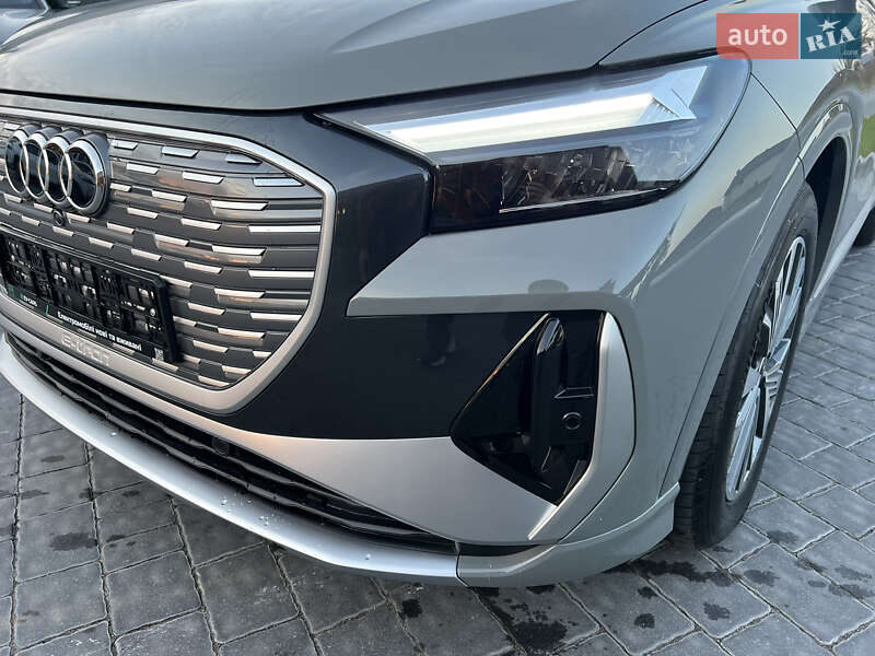 Позашляховик / Кросовер Audi Q4 e-tron 2023 в Івано-Франківську