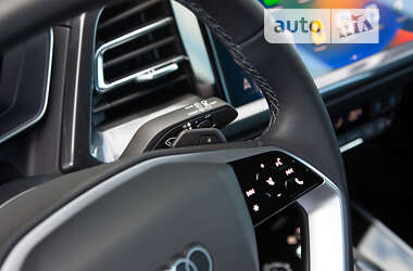 Позашляховик / Кросовер Audi Q4 e-tron 2023 в Києві