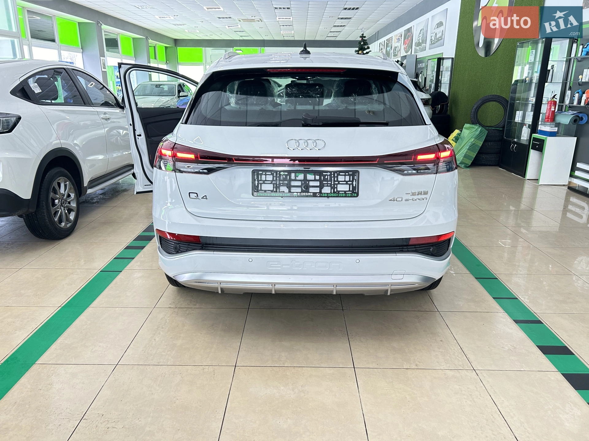 Audi Q4 e-tron 2023 VIN LFVVB9G31P5224873 фото оголошення 5 з 8