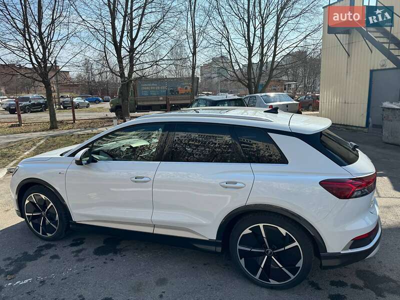 Внедорожник / Кроссовер Audi Q4 e-tron 2021 в Полтаве