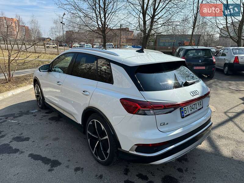 Внедорожник / Кроссовер Audi Q4 e-tron 2021 в Полтаве