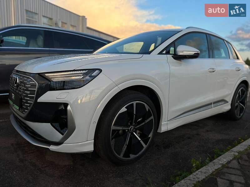 Внедорожник / Кроссовер Audi Q4 e-tron 2023 в Житомире