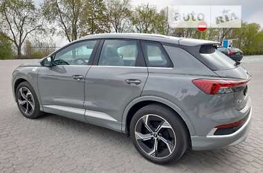 Позашляховик / Кросовер Audi Q4 e-tron 2023 в Львові