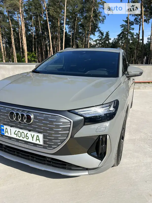 Audi Q4 e-tron 2023