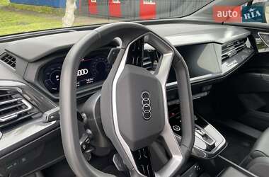 Позашляховик / Кросовер Audi Q4 e-tron 2022 в Шполі
