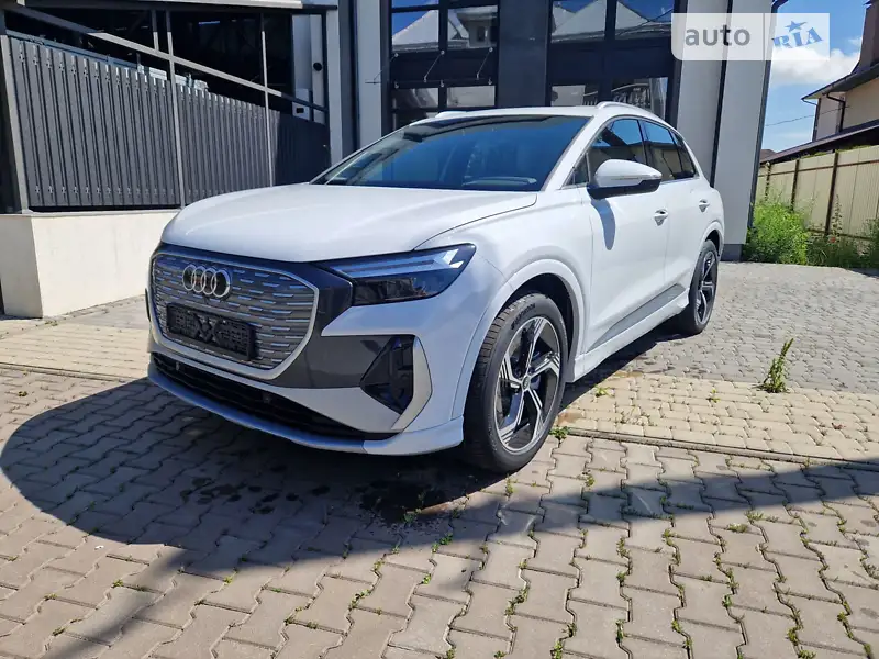 Audi Q4 e-tron 2024