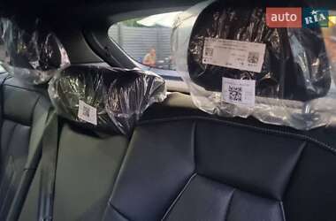 Внедорожник / Кроссовер Audi Q4 e-tron 2024 в 
