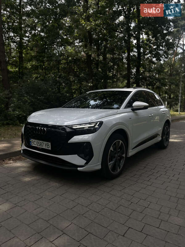 Позашляховик / Кросовер Audi Q4 e-tron 2023 в Львові